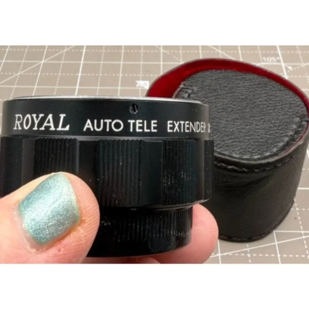Camera Tele Extender Royal Auto 2X Model P Lens Leather Case